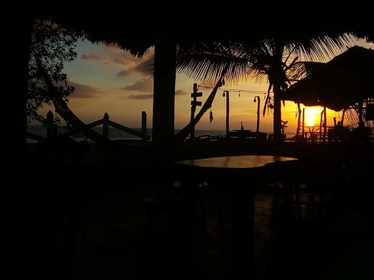 Hostel Sunset Villas ポポヨ エクステリア 写真